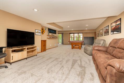 517 Appaloosa Avenue Shakopee MN 55379