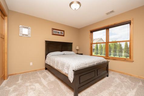 517 Appaloosa Avenue Shakopee MN 55379