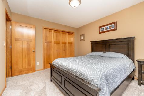 517 Appaloosa Avenue Shakopee MN 55379
