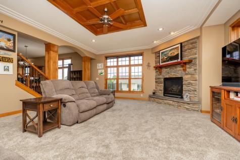 517 Appaloosa Avenue Shakopee MN 55379