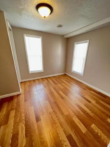 757 Minnehaha Avenue W Saint Paul MN 55104