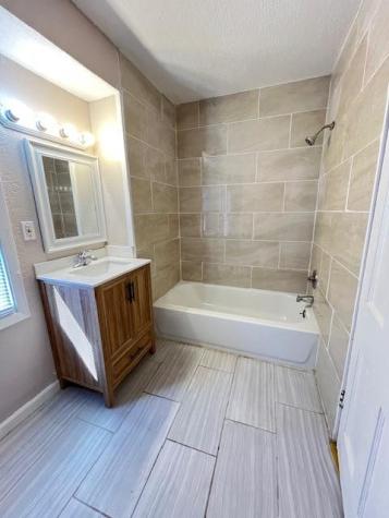 757 Minnehaha Avenue W Saint Paul MN 55104
