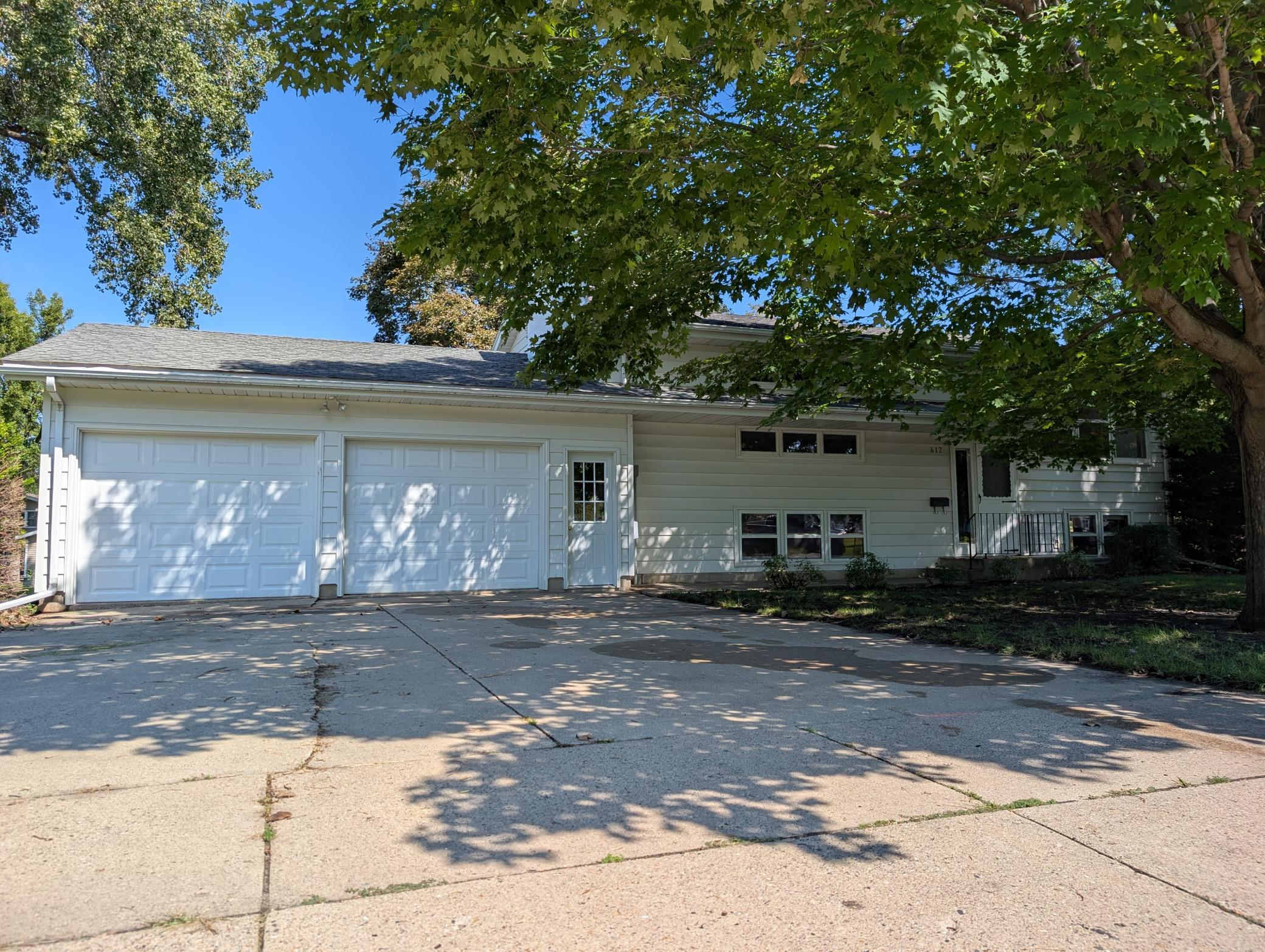 612 7th Avenue SW Waseca MN 56093