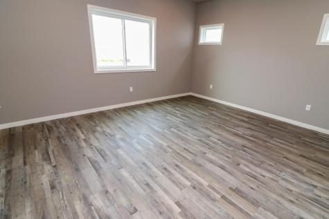 728 1st Avenue Horace ND 58047