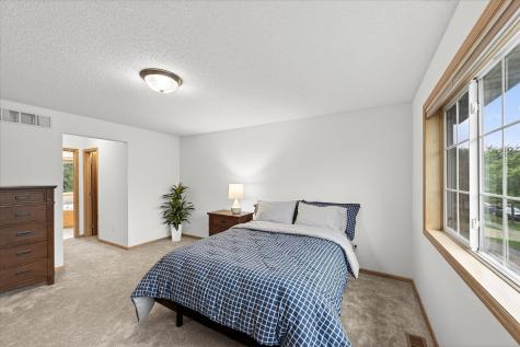 9333 Glacier Road Minnetrista MN 55375