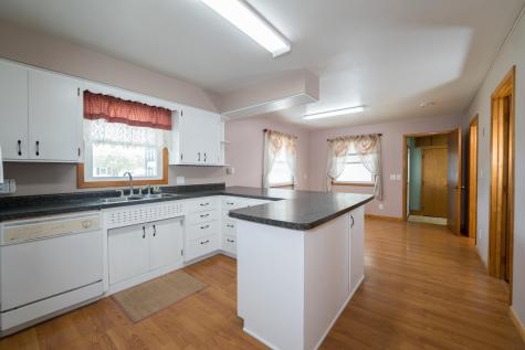 374 W Vine Street Mondovi WI 54755