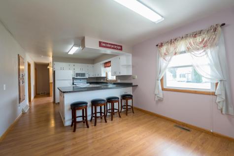 374 W Vine Street Mondovi WI 54755