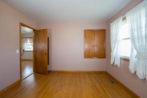 374 W Vine Street Mondovi WI 54755