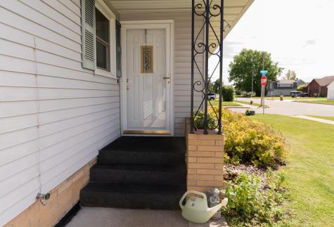 374 W Vine Street Mondovi WI 54755