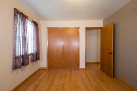 374 W Vine Street Mondovi WI 54755