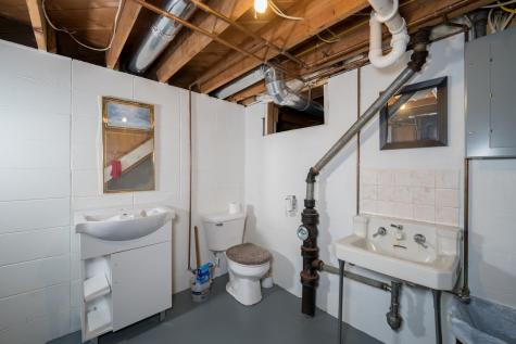 374 W Vine Street Mondovi WI 54755