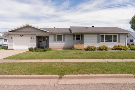 374 W Vine Street Mondovi WI 54755