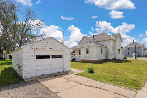 300 E State Street Belle Plaine MN 56011