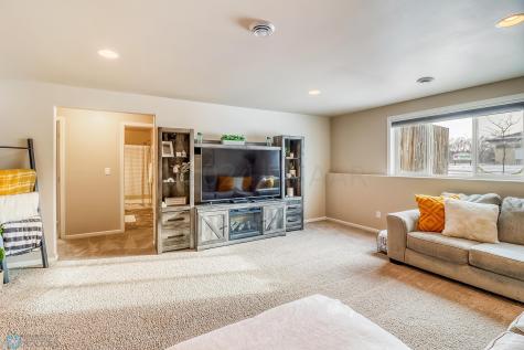 3372 27th Street S Moorhead MN 56560