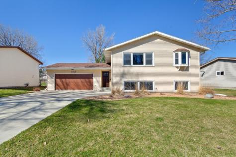 1117 Eastgate Road Albert Lea MN 56007