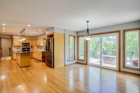 8973 Knoble Court Eden Prairie MN 55347