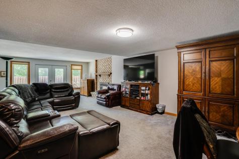 8973 Knoble Court Eden Prairie MN 55347