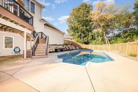 8973 Knoble Court Eden Prairie MN 55347