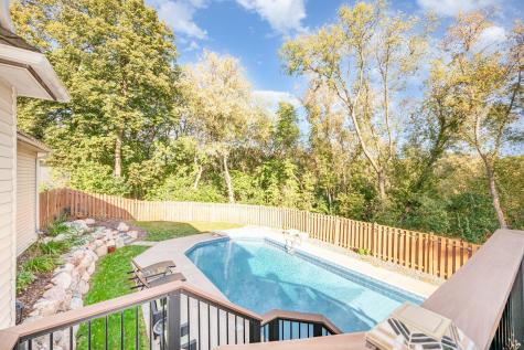 8973 Knoble Court Eden Prairie MN 55347