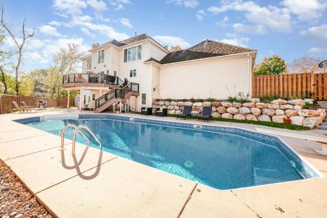 8973 Knoble Court Eden Prairie MN 55347