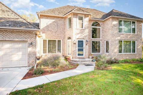 8973 Knoble Court Eden Prairie MN 55347