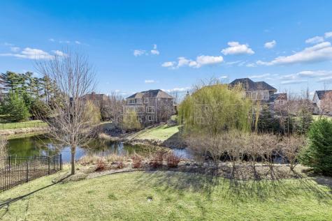 17 Crescent Lane North Oaks MN 55127