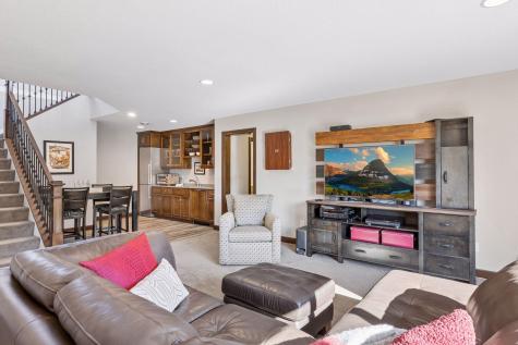 17 Crescent Lane North Oaks MN 55127