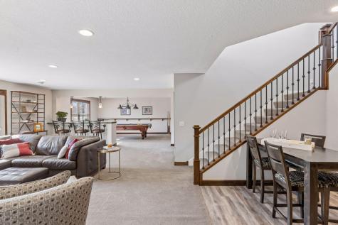 17 Crescent Lane North Oaks MN 55127