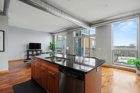 1211 Lagoon Avenue Minneapolis MN 55408
