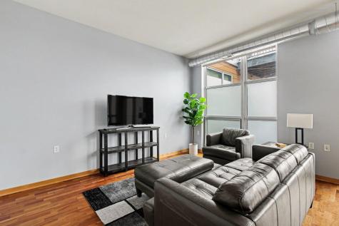 1211 Lagoon Avenue Minneapolis MN 55408