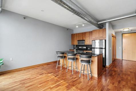 1211 Lagoon Avenue Minneapolis MN 55408