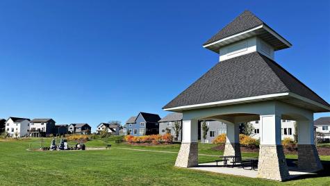 9798 47th Bay NE Saint Michael MN 55376