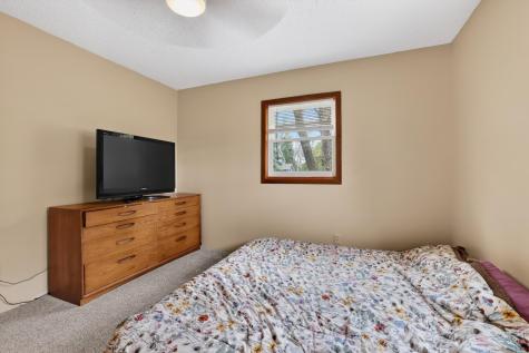 57042 & 57046 160th Avenue West Concord MN 55985