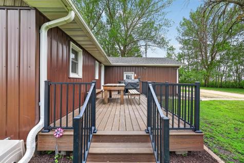 57042 & 57046 160th Avenue West Concord MN 55985
