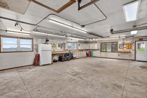57042 & 57046 160th Avenue West Concord MN 55985