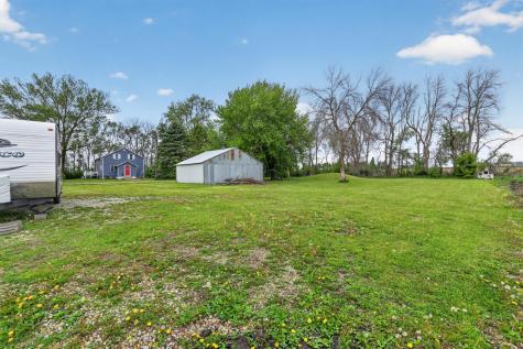 57042 & 57046 160th Avenue West Concord MN 55985