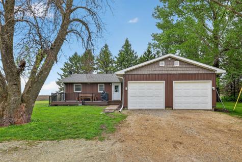 57042 & 57046 160th Avenue West Concord MN 55985