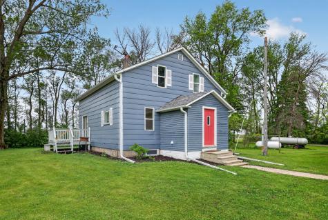 57042 & 57046 160th Avenue West Concord MN 55985