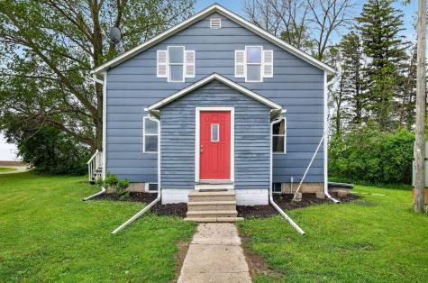 57042 & 57046 160th Avenue West Concord MN 55985