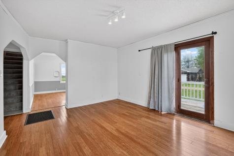 57042 & 57046 160th Avenue West Concord MN 55985