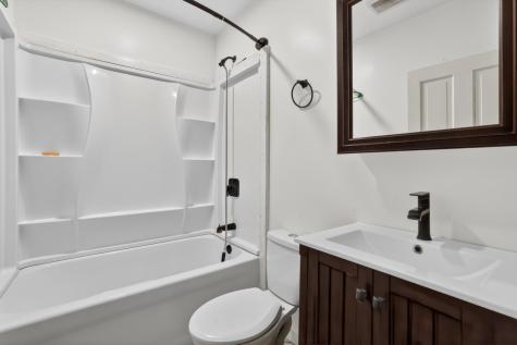 57042 & 57046 160th Avenue West Concord MN 55985