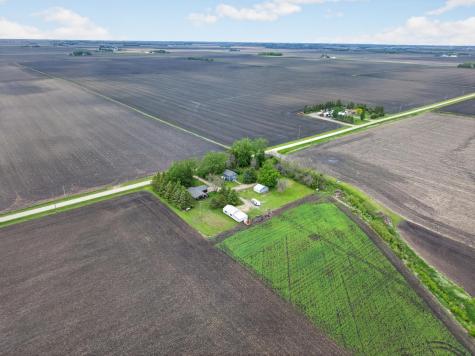 57042 & 57046 160th Avenue West Concord MN 55985