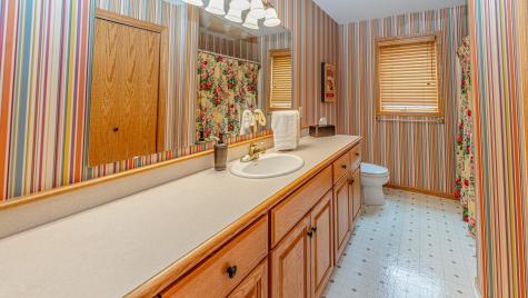 1405 Geneva Drive Alexandria MN 56308