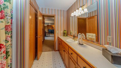 1405 Geneva Drive Alexandria MN 56308