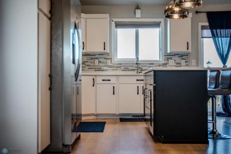 2733 Divide Street W West Fargo ND 58078