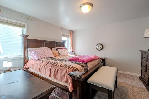 2733 Divide Street W West Fargo ND 58078