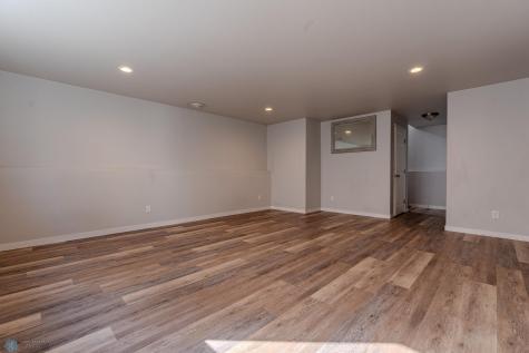 2733 Divide Street W West Fargo ND 58078