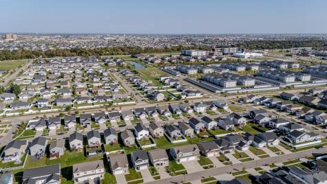 2733 Divide Street W West Fargo ND 58078