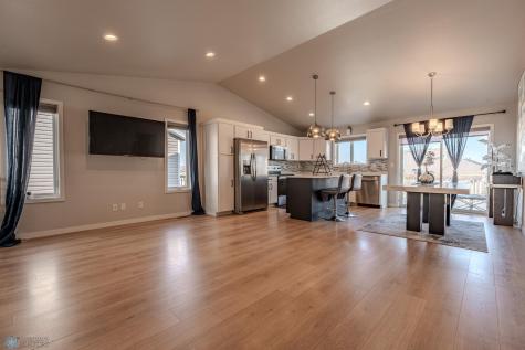 2733 Divide Street W West Fargo ND 58078