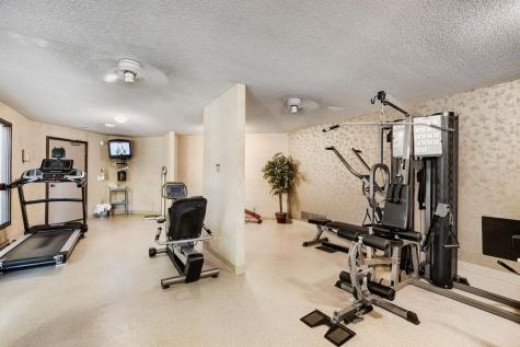 2495 Canabury Drive Little Canada MN 55117